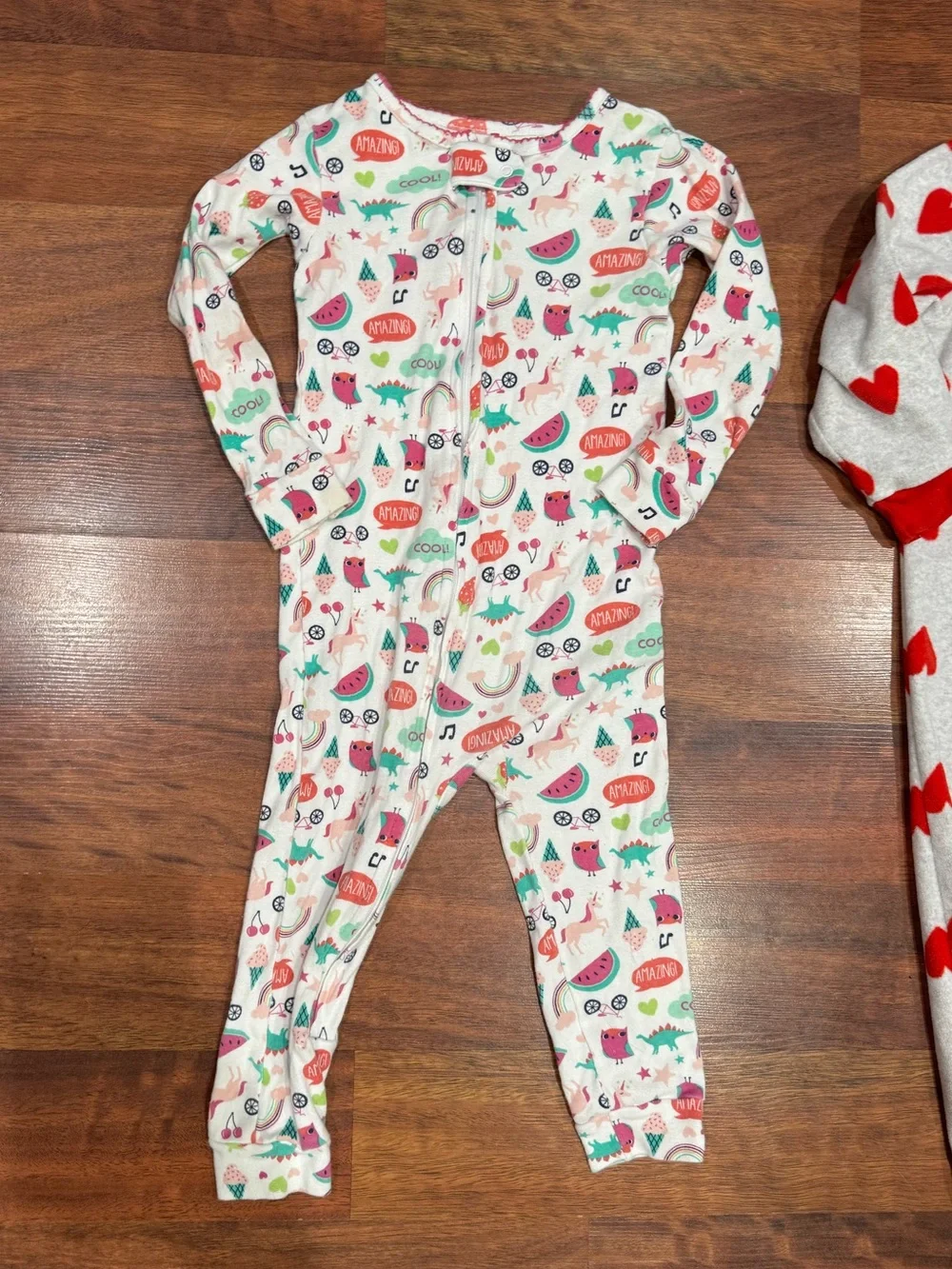 Carter's - Pajama Bundle in 2T - Fleece and Cotton, Zip Closure with Some Footed